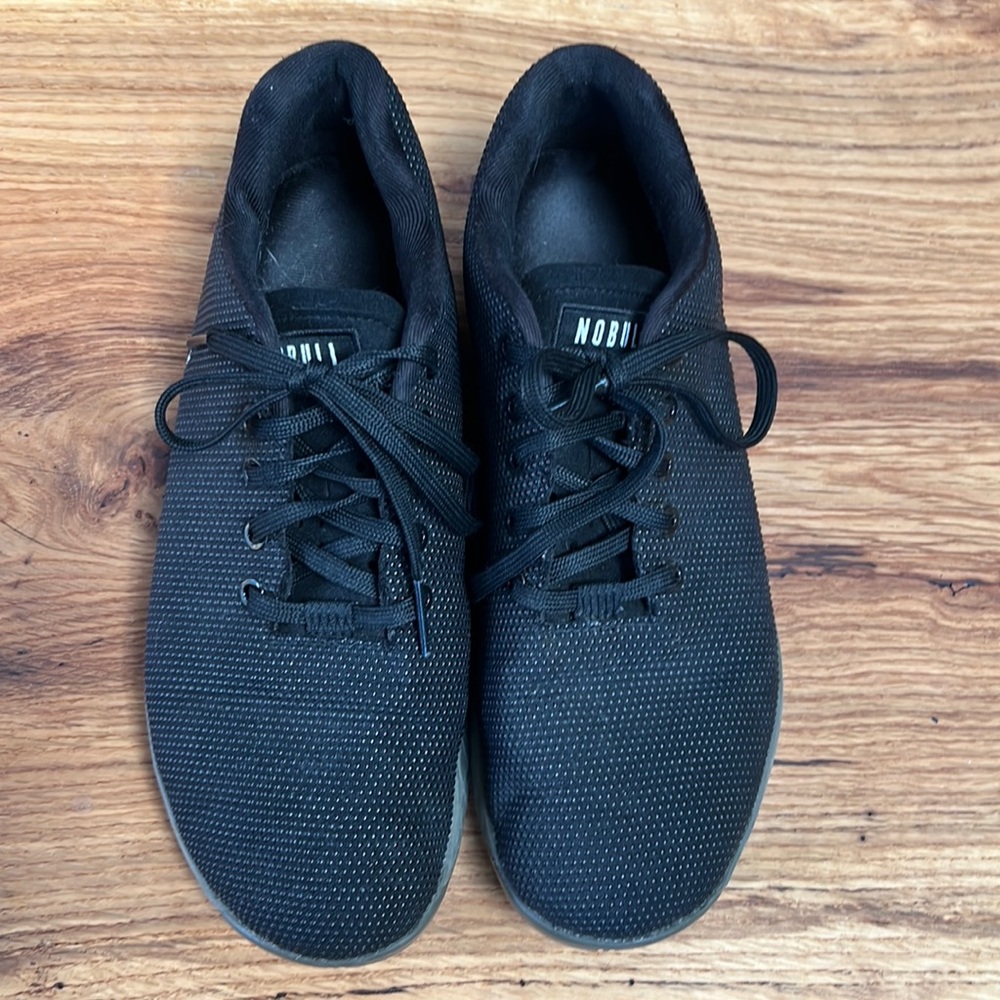 NoBull black & olive trainers men’s 10.5/ women’s 12